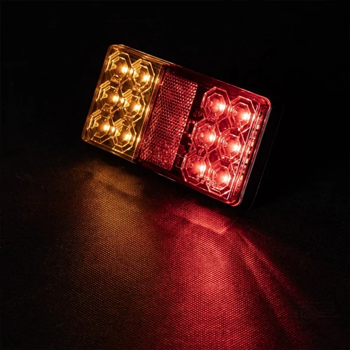Kép 6/11 - LED hátsó lámpa 12V