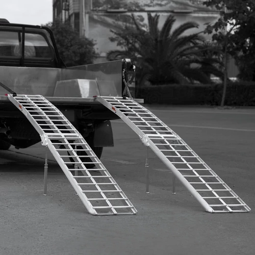 Kép 4/5 - 1X MOTOR/QUAD /ÖSSZEHAJTHATÓ/ FELHAJTÓ RÁMPA ALUMÍNIUM 680 KG 226 CM