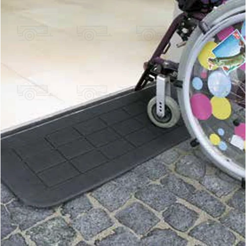 Kép 2/2 - Küszöb rámpa 1067 mm x 203 mm x 22 mm