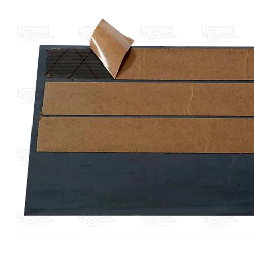Kép 2/5 - Ajtó küszöb 16 mm x 900 mm, ragasztófóliával, egyenes fekete oldalakkal