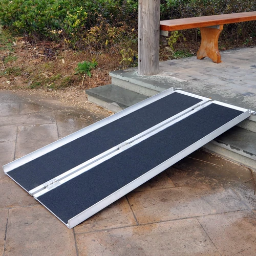 Kép 3/5 - Alumínium kerekesszék rámpa, 122 cm, 270 kg teherbírás, összecsukható